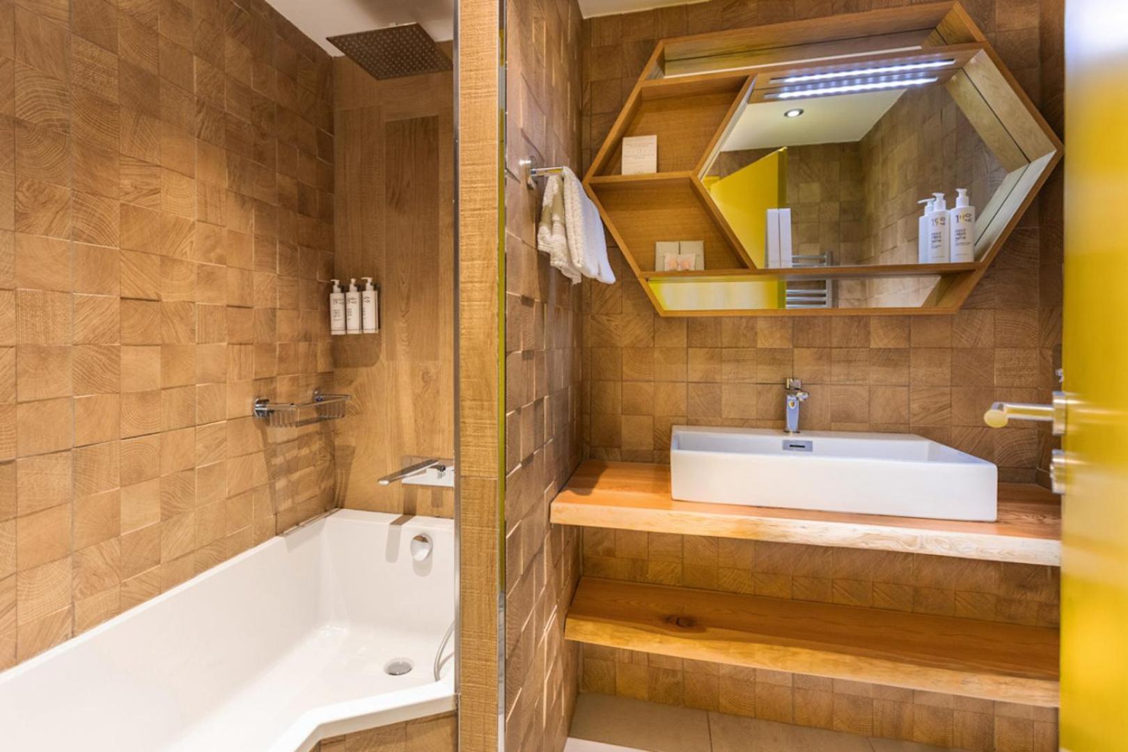 Royal Ours Blanc Boutique Hotel & Spa Alpe d'Huez Екстериор снимка