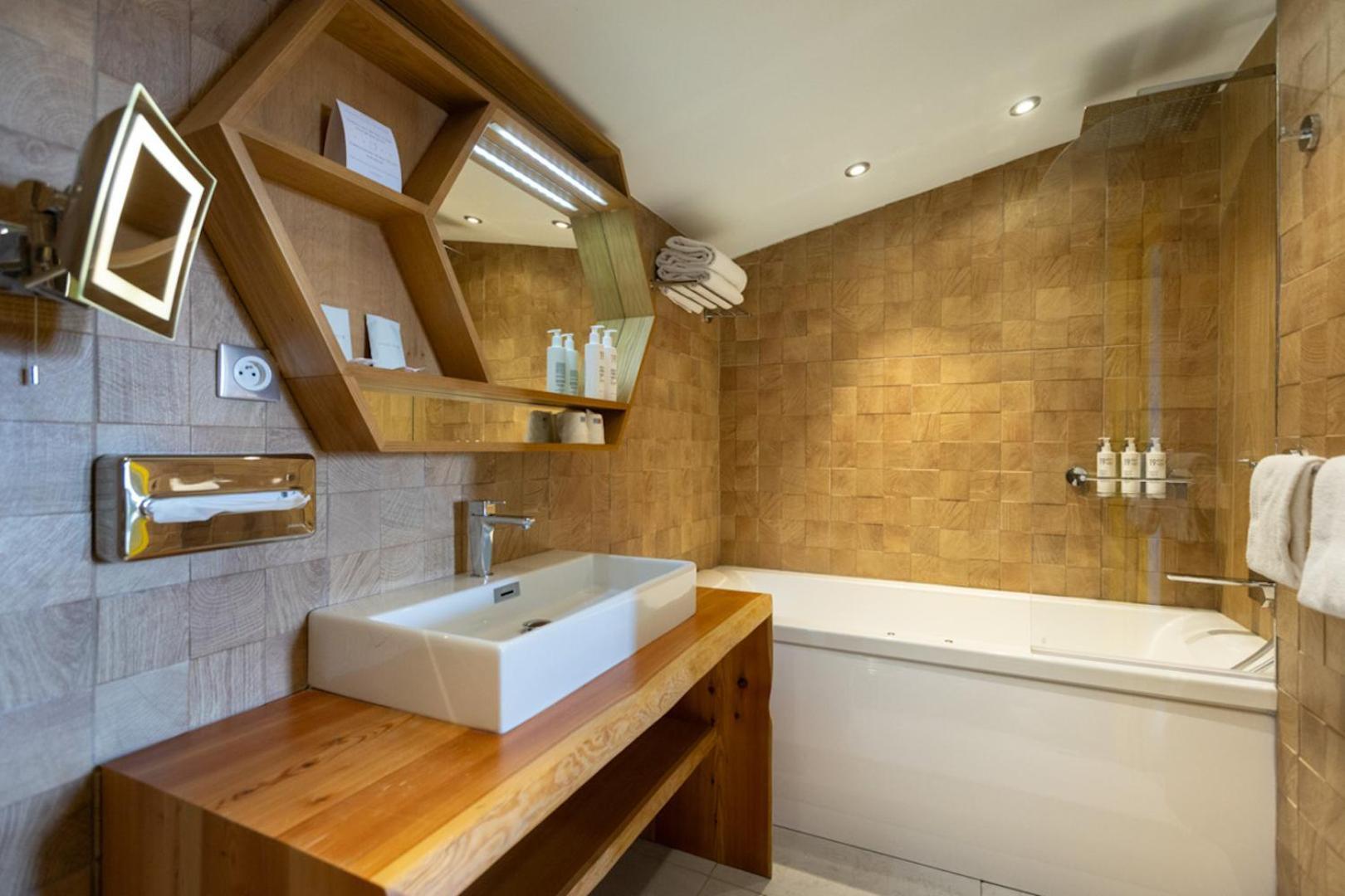 Royal Ours Blanc Boutique Hotel & Spa Alpe d'Huez Екстериор снимка