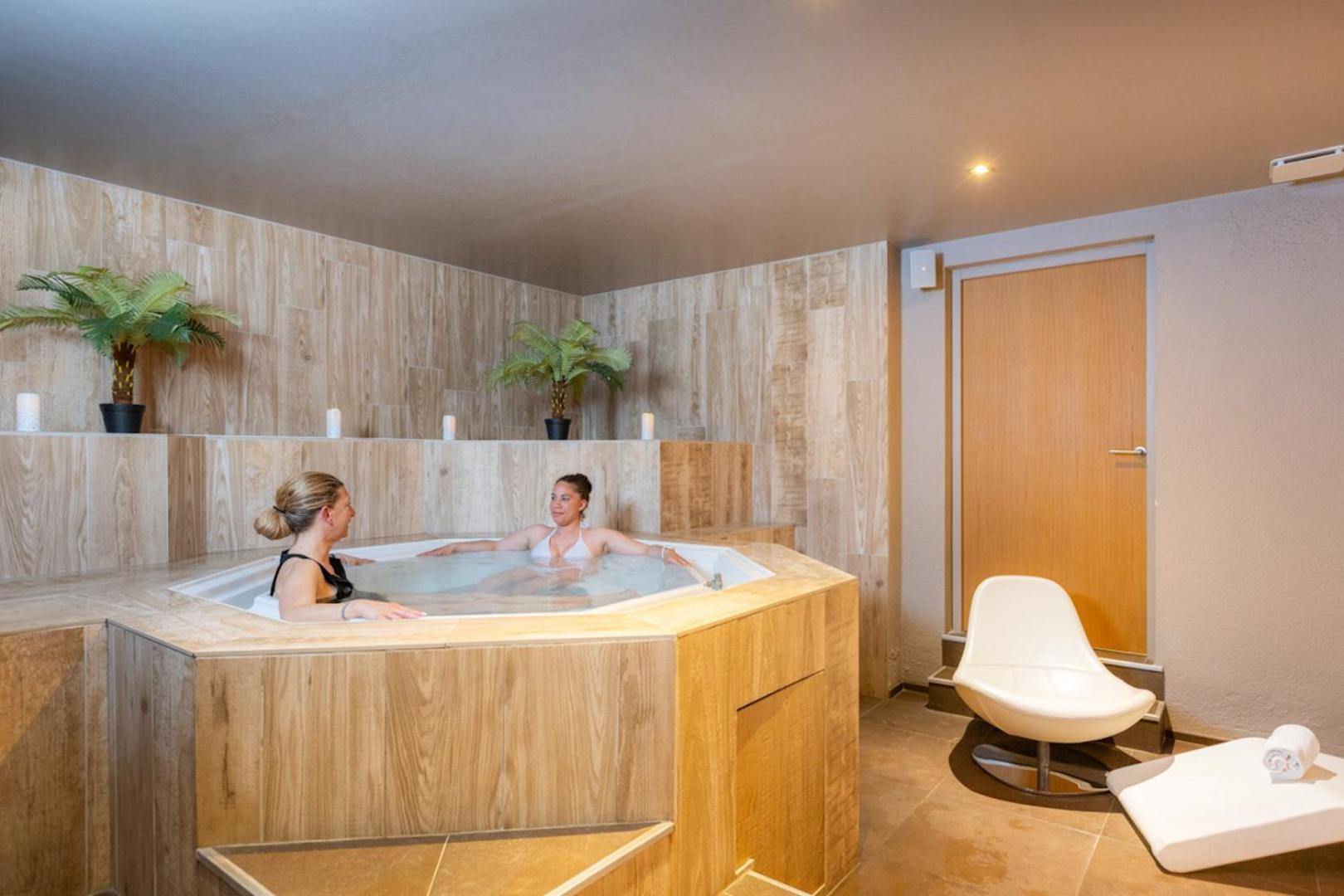 Royal Ours Blanc Boutique Hotel & Spa Alpe d'Huez Екстериор снимка