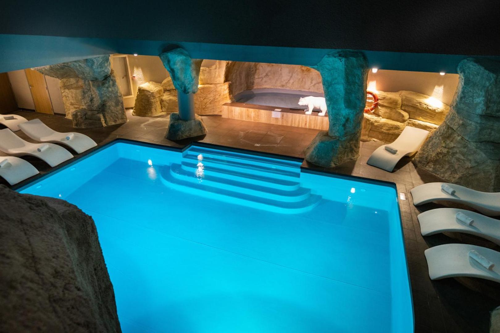 Royal Ours Blanc Boutique Hotel & Spa Alpe d'Huez Екстериор снимка